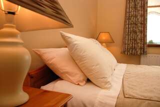 Отели типа «постель и завтрак» Cradog Farmhouse B&B Urlingford Двухместный номер с 2 отдельными кроватями-2